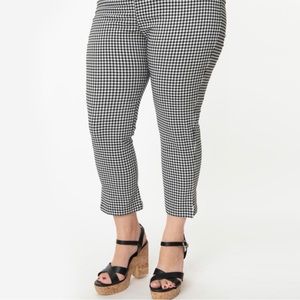Gingham Capri